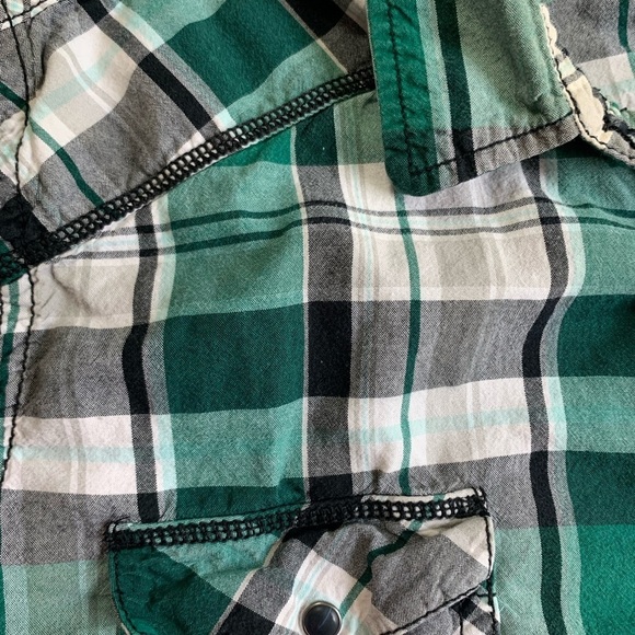 Route 66 Green Plaid With Snap Button Down Front - Picture 3 of 10